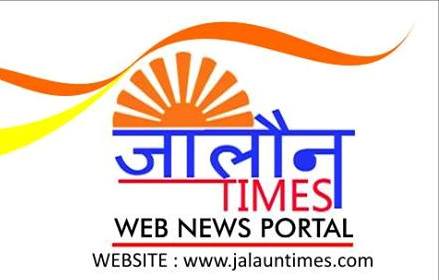 गरीबों को गर्म कपड़े&nbsp;बांटे