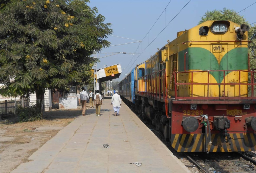 कोंच उरई के बीच बिल्कुल चले मेमू ट्रेन, लेकिन शर्त यह है&nbsp;कि….