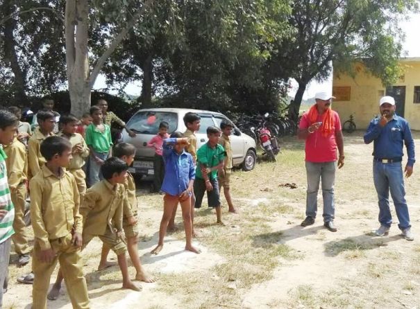 01-daud-ko-taiyar-bachche