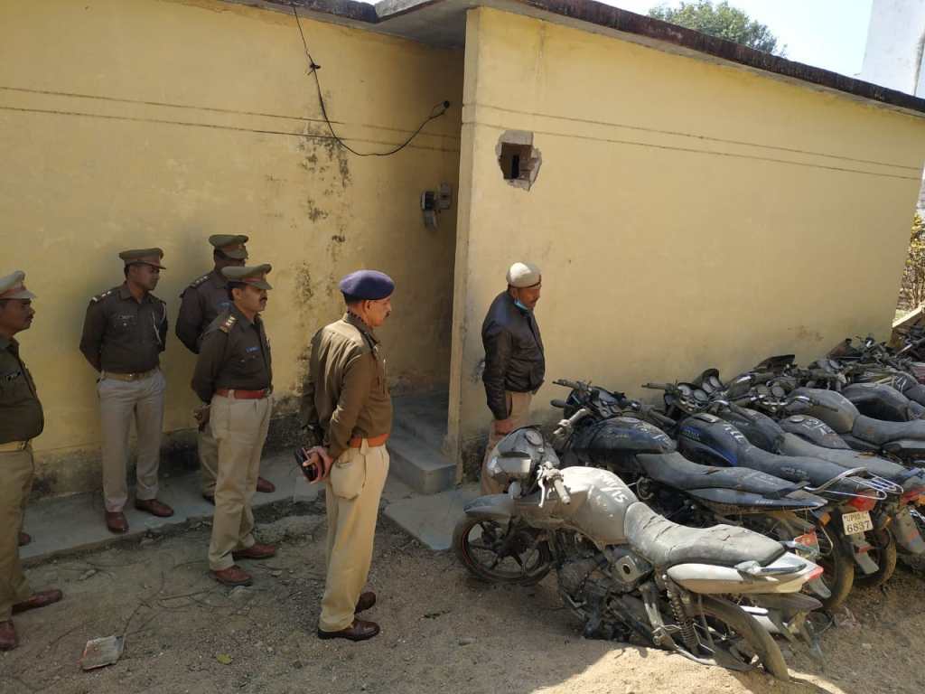 एएसपी ने किया कालपी कोतवाली का&nbsp;मुआयना