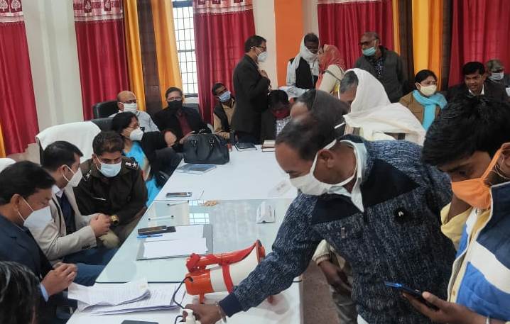 संपूर्ण समाधान दिवस की शिकायतों को लंबित न रखा जाए: डा. मन्नान&nbsp;अख्तर