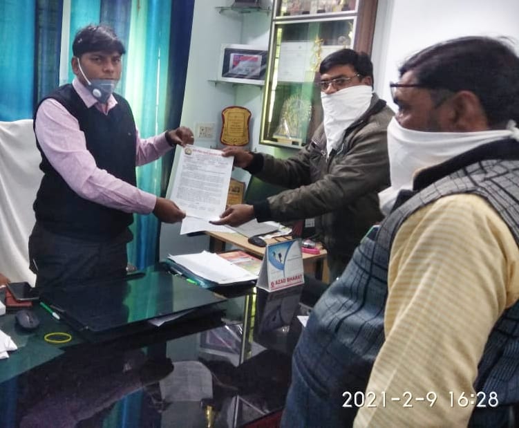 शैक्षिक महासंघ ने सौंपा ज्ञापन, अंर्तजनपदीय स्थानान्तरण पर आये शिक्षकों की काउंसलिंग में पारिदर्शिता की&nbsp;मांग