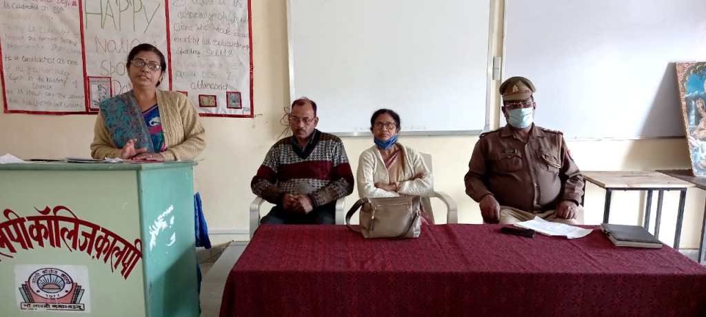 बच्चों को दी गई यातायात नियमों की&nbsp;जानकारियां