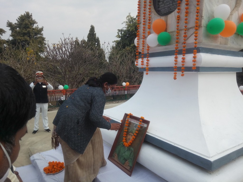 जनपद में चौरी चौरा शताब्दी महोत्सव का हुआ भव्य शुभारंभएलईडी के माध्यम से प्रधानमंत्री व मुख्यमंत्री के उद्बोधनों को सुना&nbsp;गया