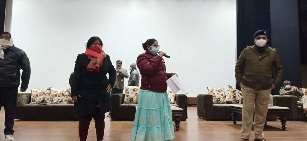 मजिस्ट्रेट और पुलिस अधिकारी संयुक्त रूप से बूथों का निरीक्षण कर व्यवस्थाएं&nbsp;जांचें