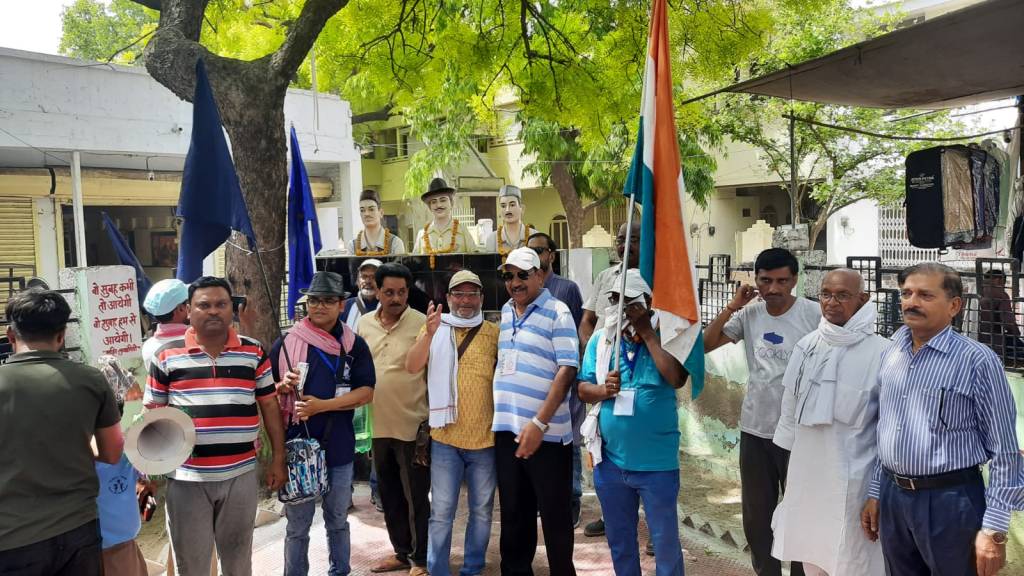 ढाई आखर प्रेम के मार्च के स्वागत के लिए उमड़ पडा जन&nbsp;सैलाब