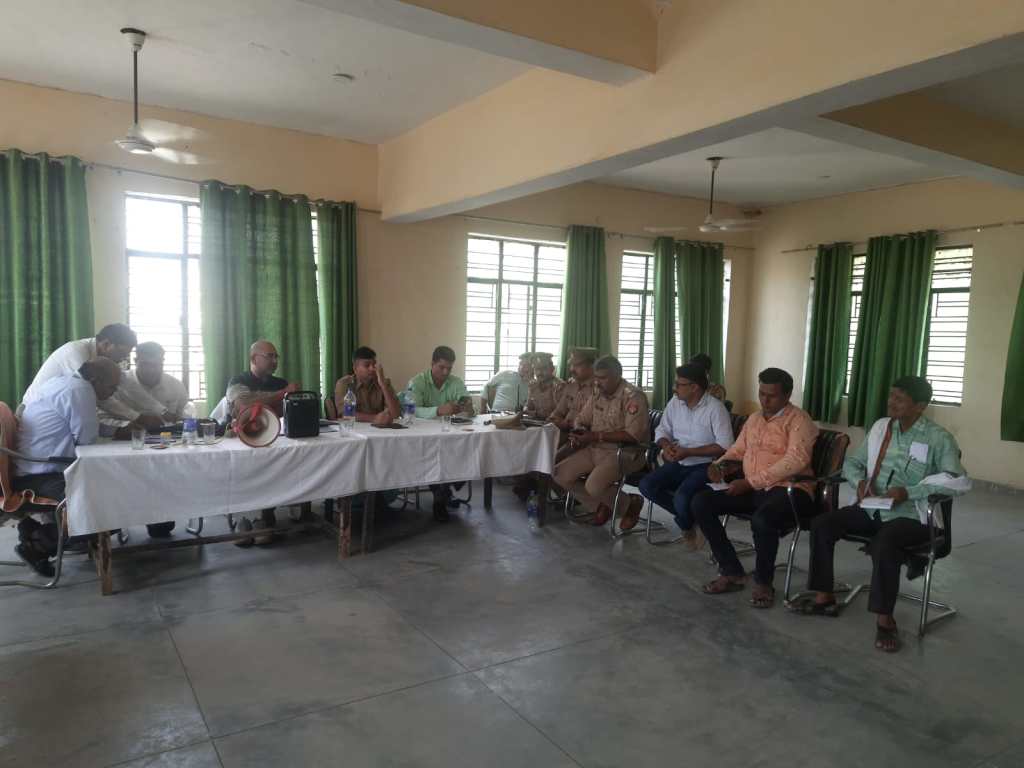 दुकानदार दुकानदारी तय सीमा में करें&nbsp;-एसडीएम