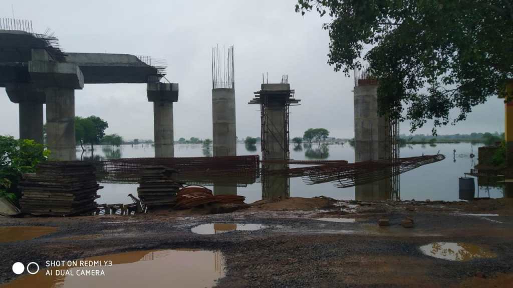 जल भराव के कारण 2000 बीघा खेतो में नहीं हो पायी बोवाई, संवेदनहीन बना हुआ है&nbsp;प्रशासन