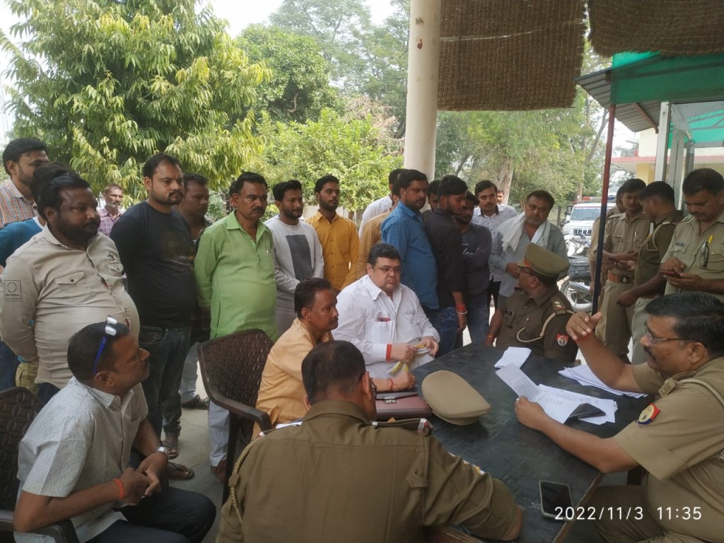 गो शाला की नाली बंद कराने पर हंगामा , ई ओ के हस्तक्षेप से मामला हुआ&nbsp;शांत