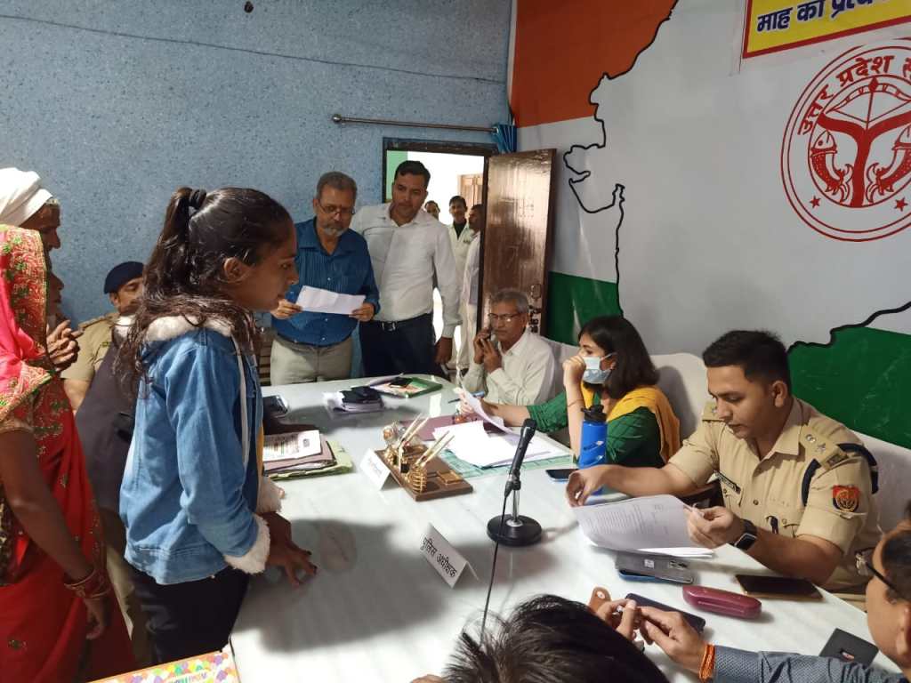 शिकायतकर्ताओं को बार-बार अधिकारियों के चक्कर लगाने के लिये मजबूर करना ठीक नहीं, सम्पूर्ण समाधान दिवस में जिलाधिकारी की&nbsp;हिदायत