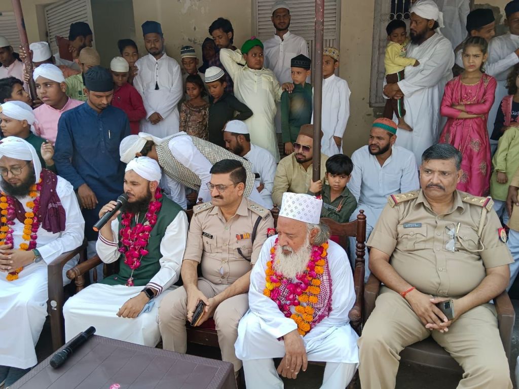 ग्याहरवीं शरीफ पर जुलूस निकाल हुजूर गौस पाक को खिराजे अकीदत पेश  