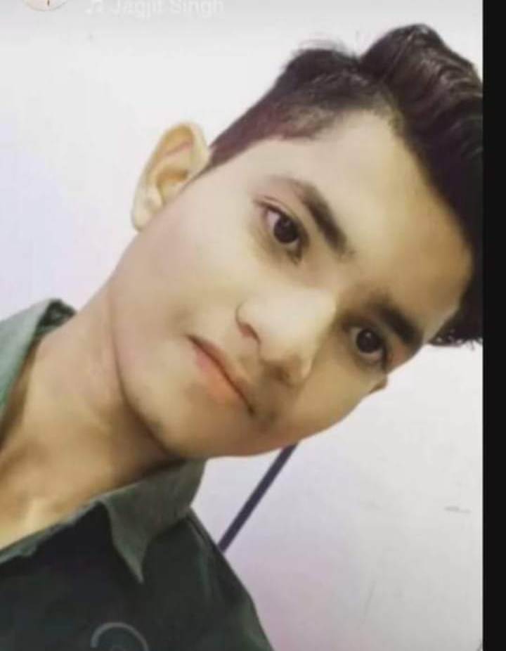 क्रेन से कुचल कर बाइक सवार हाईस्कूल के छात्र की&nbsp;मौत