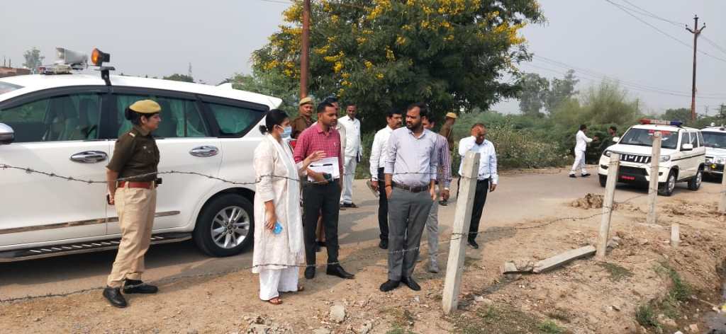 छुट्टा घूम रहे गौवंश की परेशानी से लोगो को मिलेगी निजात, डीएम के कटिबद्ध प्रयास ला रहे रंग  