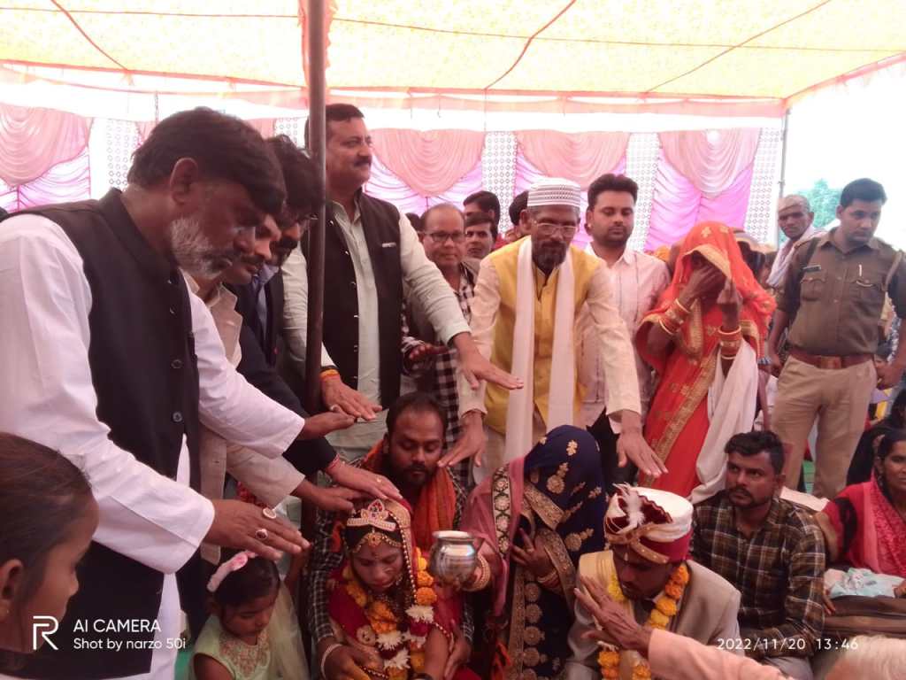 11 कन्यायों के सामूहिक कन्यादान का पुण्यलाभ  बटोरने के लिए गणमान्यों में मची रही&nbsp;होड़