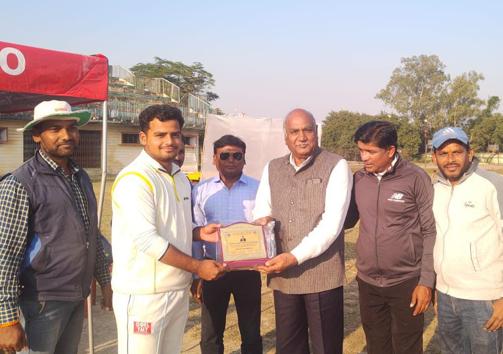 गोरखपुर ने बहराइच को हराया तो  दिल्ली को हराकर मुरादाबाद की टीम  पहुंची फाइनल&nbsp;में