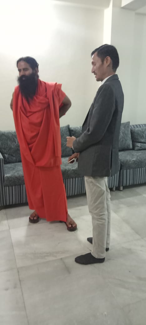 जालौन जनपद के निवासी युवा वैज्ञानिक के शाहकार की देश की राजधानी में धूम, पानी की एक भी बूंद बर्बाद किये बगैर बिना बिजली के चलने वाले आरो का माॅडल किया&nbsp;प्रदर्शित