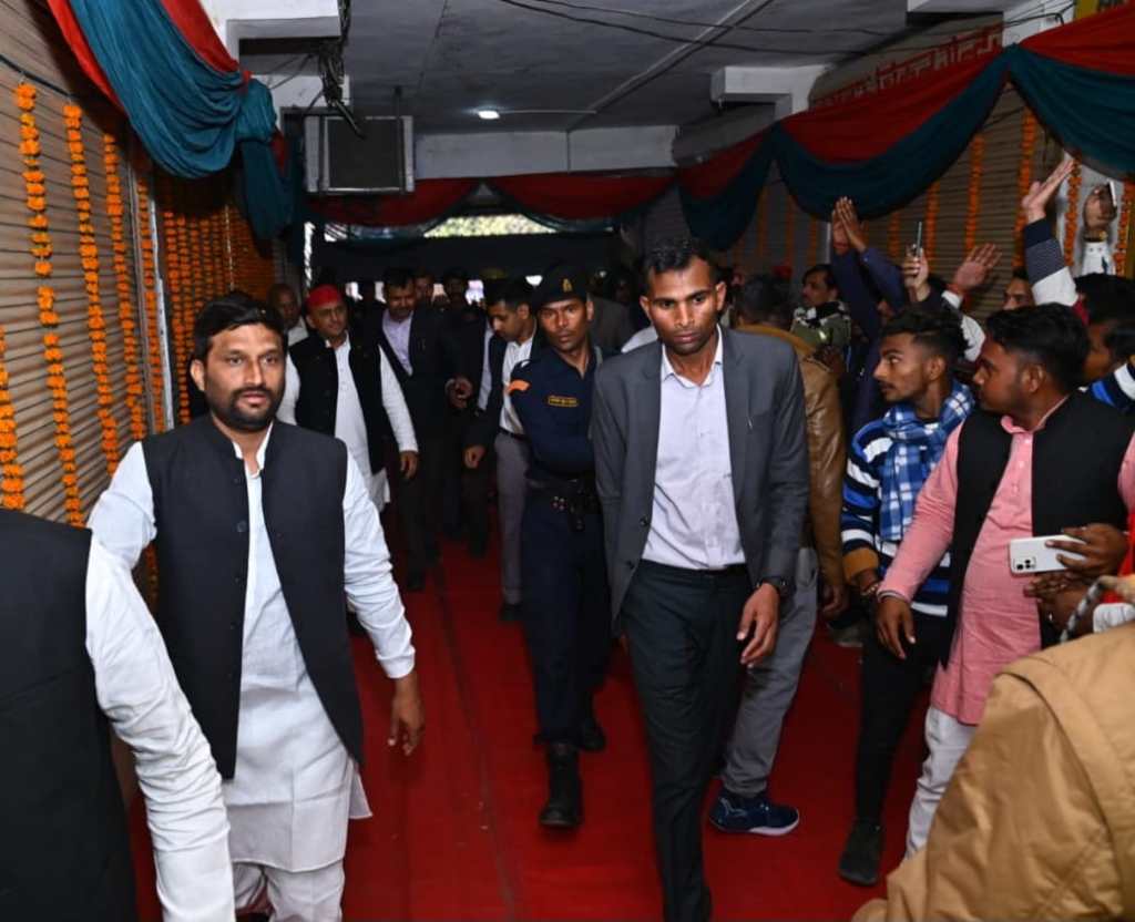 हाईकोर्ट के फैसले से अखिलेश को मिला बडा मुददा, सपा आरक्षण बचाने के लिये लडेगी बडी&nbsp;लडाई