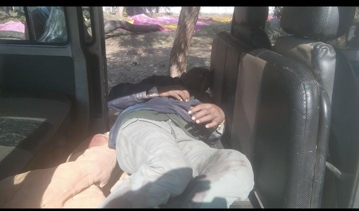 दबंगों को नहीं है पुलिस का भय ,  युवक को पीट पीट कर किया&nbsp;मरणासन्न