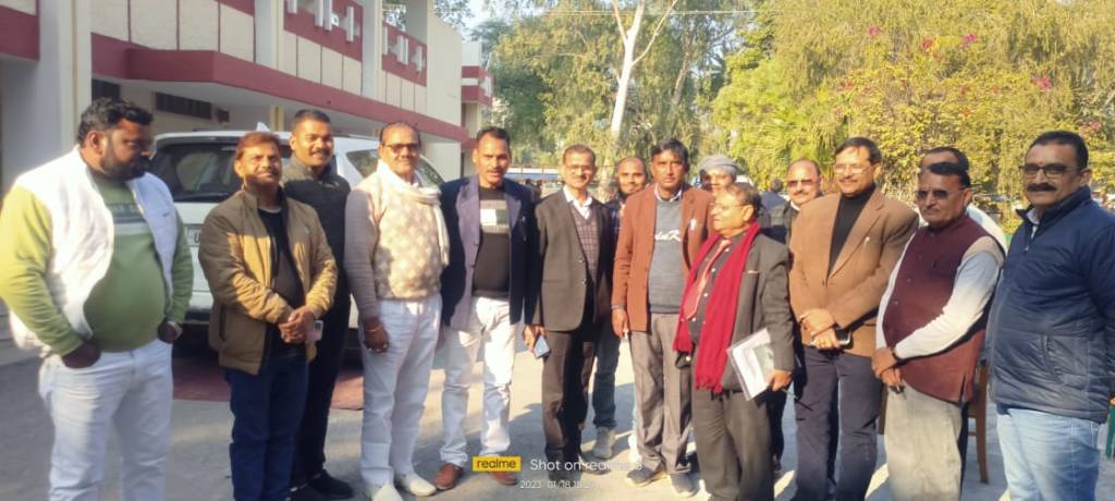 जालौन में गौशालाओं के सुचारू संचालन के लिये शासन  के नोड्ल अधिकारी ने डीएम चांदनी सिंह को&nbsp;सराहा