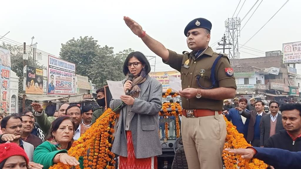 ग्राम पंचायत स्तर तक नेताजी की जयंती पर  मानव श्रंखला&nbsp;आयोजित