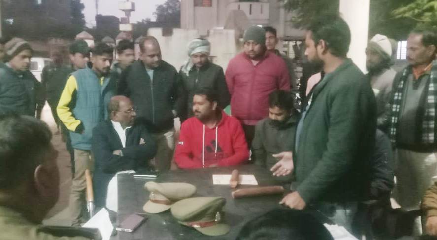 सदर विधायक के हस्तक्षेप पर यादव सभासद प्रतिनिधि के खिलाफ दलित उत्पीडन का&nbsp;मुकदमा