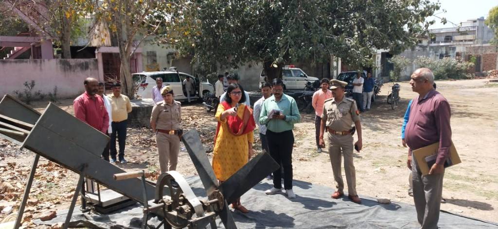 क्रय केन्द्रों की व्यवस्था में अभी अनमनी स्थिति, डी.एम. को निरीक्षण में मिली कई&nbsp;कमियां