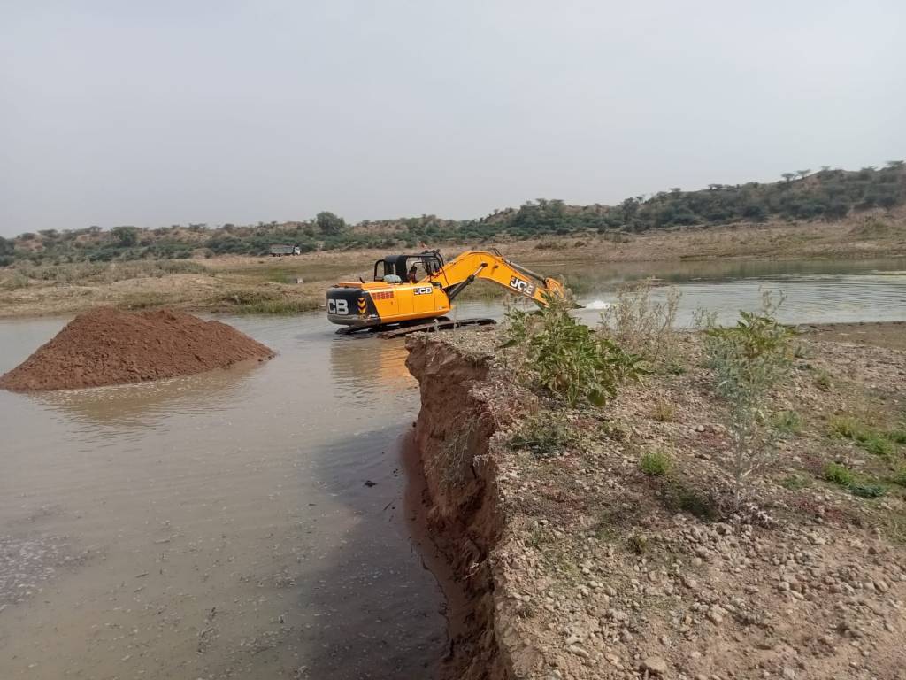 अवैध खनन का खेल इस तरह , जानकारी मिलने पर गुस्सायीं&nbsp;डीएम