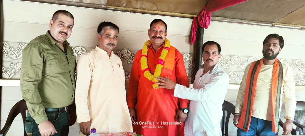 बीज विकास निगम के उपाध्यक्ष का हाइवे पर जोरदार&nbsp;स्वागत