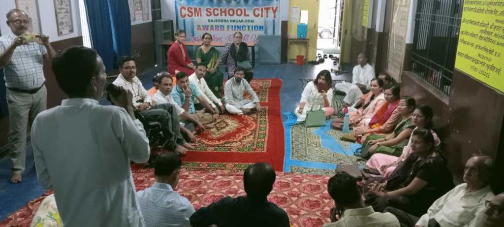 क़लम तुझे सौगंध है मत रहना खामोश,उत्तर प्रदेश साहित्य सभा की समीक्षा संग हुई काव्य&nbsp;संध्या