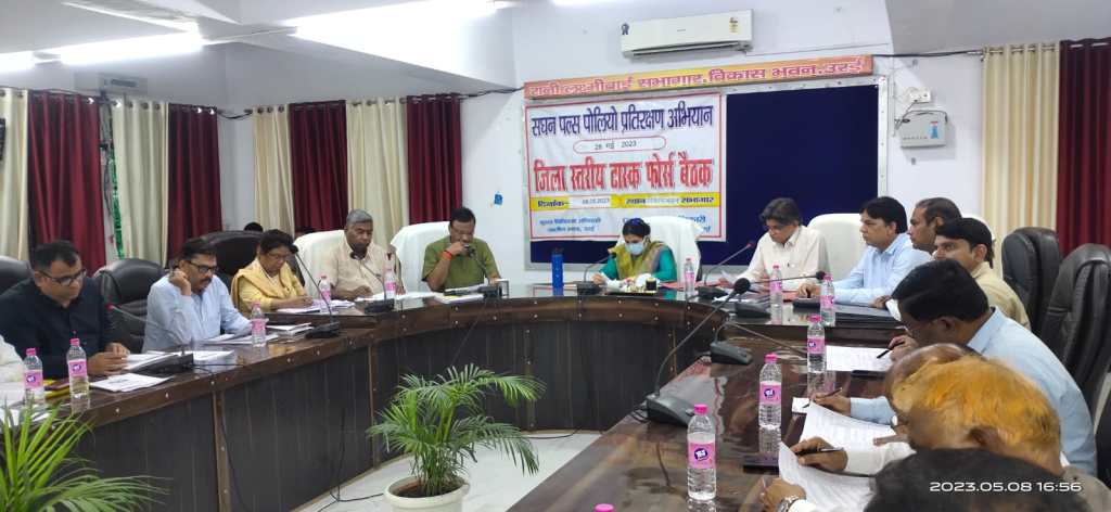 ओपीडी के नाम पर मरीजों को बहला देना डाक्टरों के लिए पडेगा महंगा, स्वास्थ्य समिति की शासी निकाय की बैठक में जिलाधिकारी के कडे&nbsp;तेवर