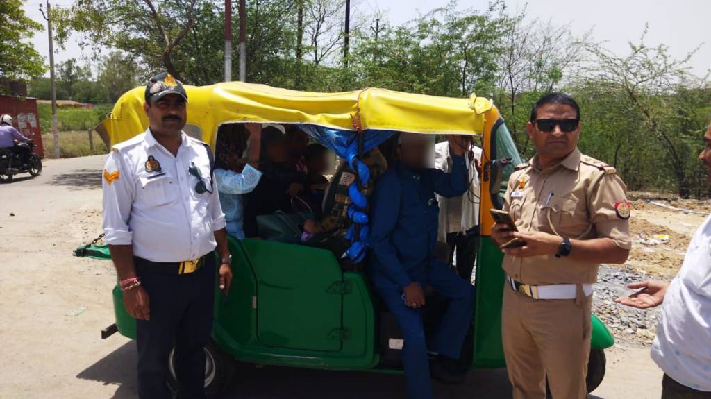 यातायात पुलिस के अभियान से मचा हडकंप, 150 वाहनों का एक दिन में&nbsp;चालान