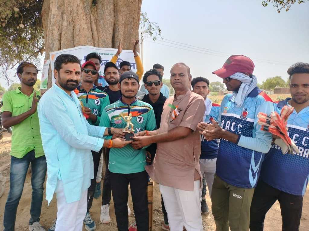 पंचनद क्रिकेट चैंपियनशिप के क्वार्टर फाइनल में जीती बेनीपुरा&nbsp;टीम