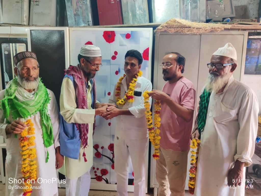 परवेज को मिला कायाकल्प अवार्ड, बजरिया में खुशी की&nbsp;लहर