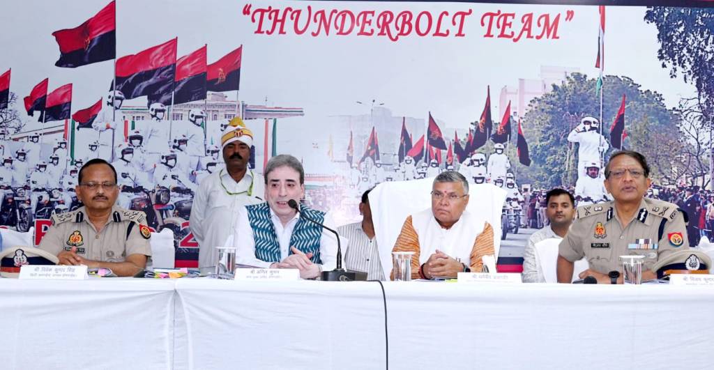 संवेदनशील मंत्री प्रजापति के हाथ में कमान आने से होमगार्ड जवानों के साथ गुलामों जैसे बर्ताव के दिन लदे , अधिकारियों को जवानों से  गरिमापूर्ण व्यवहार के&nbsp;निर्देश