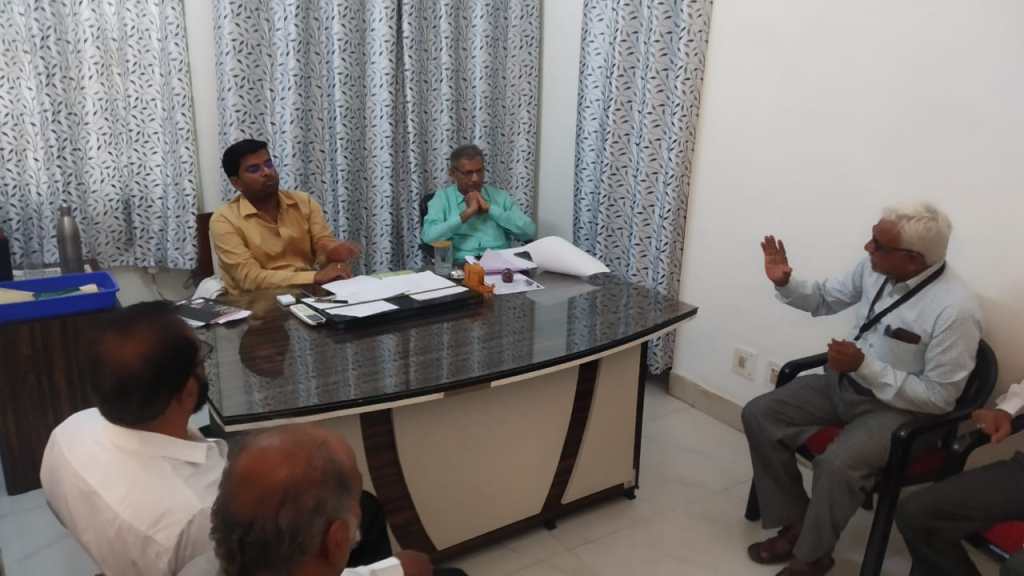 प्रभारी तहसीलदार से विवाद के दूसरे दिन वकीलों ने किया न्यायिक कार्यों का&nbsp;बहिष्कार