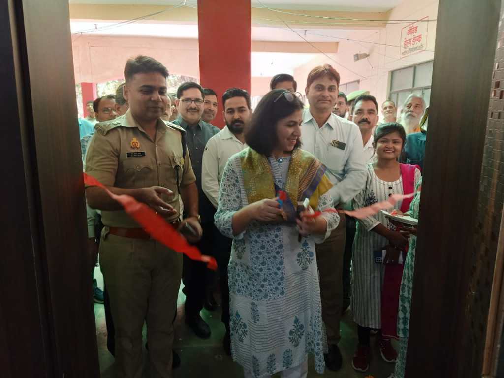 जालौन में तहसील भवन के जीर्णोद्धार का फीता कटा , किसी को याद नहीं आयीं&nbsp;ताईबाई