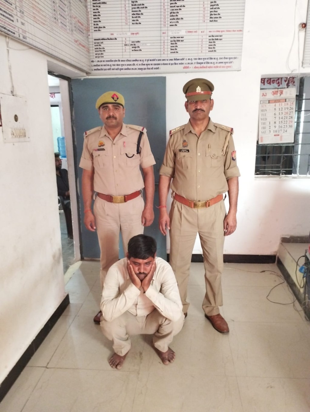 लेखपाल पर ट्रैक्टर चढ़ाने का प्रयास करने वाले मिट्टी माफिया को किया&nbsp;गिरफ्तार