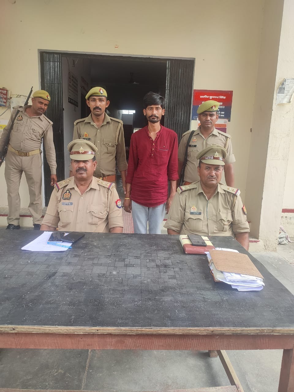 25 हजार का इनामी&nbsp;गिरफ्तार