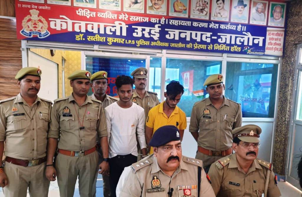 दो पेशेवर मोटरसाइकिल चोर पकड़े, चोरी के आधा दर्जन वाहन&nbsp;बरामद