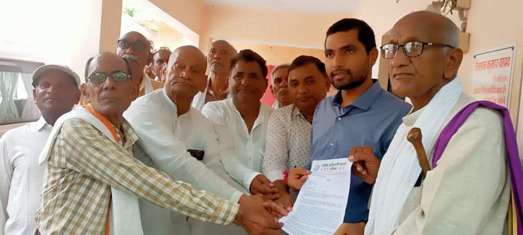 आदिवासी एकता परिषद ने मणिपुर हिंसा पर राष्ट्रपति के नाम संबोधित ज्ञापन&nbsp;सौंपा