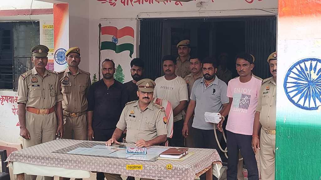 जुआ पर्यटन के लिये कुख्यात हो रहे जगम्मनपुर में माधौगढ़ इलाके के 5 खिलाड़ी छापे में पुलिस के हत्थे&nbsp;चढ़े