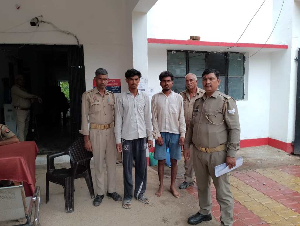 विद्युत ट्रांसफार्मर से तेल चुराने वाले पकड़े&nbsp;गये