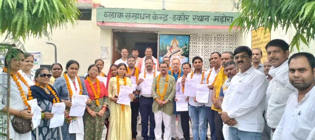 राष्ट्रीय शैक्षिक महासंघ के निर्वाचन में सारिक बने ब्लॉक अध्यक्ष, अरविन्द ब्लॉक महामन्त्री, हरिमोहन नगर अध्यक्ष व इरशाद नगर महामन्त्री के पद पर निर्वाचित 