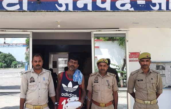 1200 ग्राम गांजा के साथ पेशेवर तस्कर&nbsp;गिरफ्तार