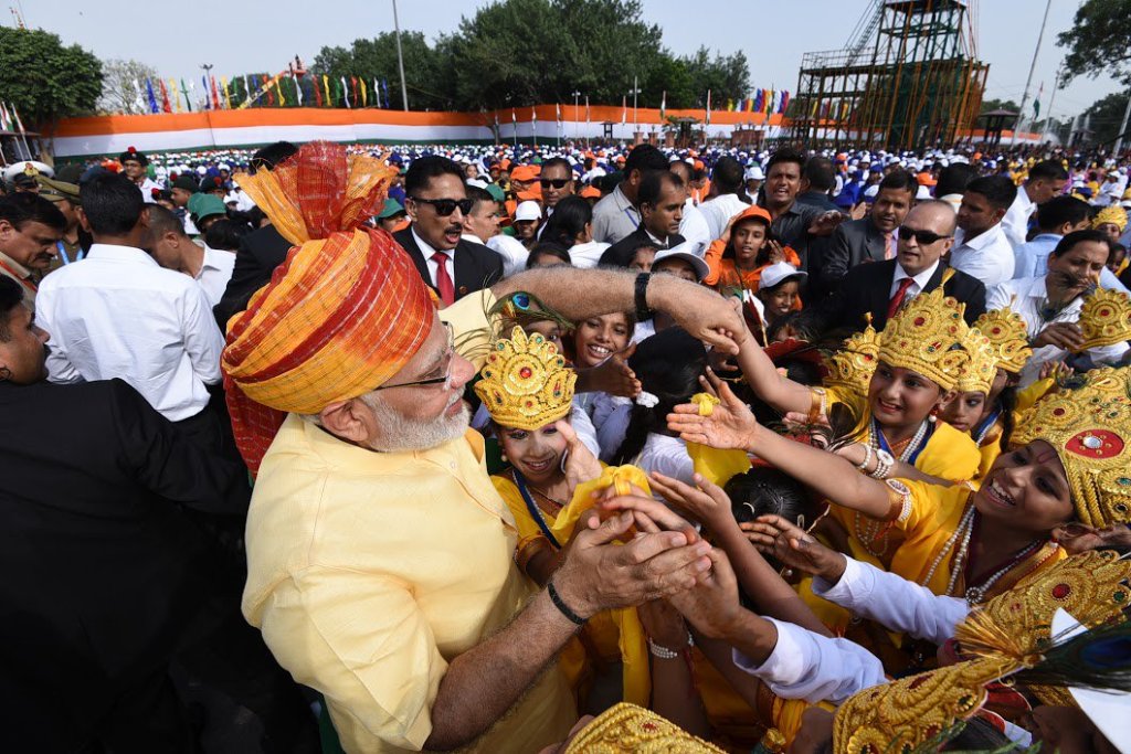 मणिपुर पर शांति की अपील करने में कैसे होगी मोदी की&nbsp;हेठी