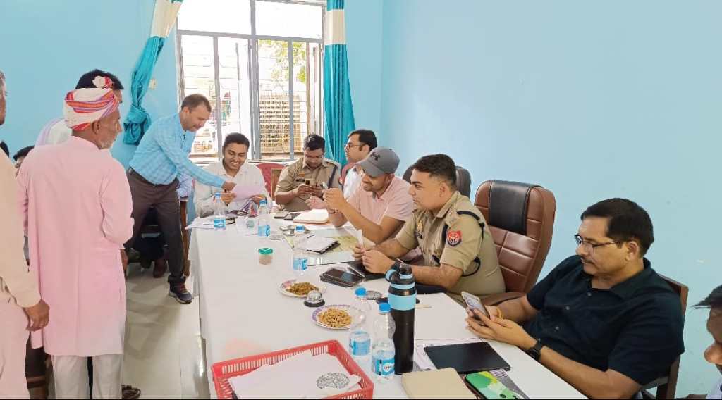 संपूर्ण समाधान दिवस कोंच में हुआ आयोजित, चार शिकायतों का मौके पर ही निस्तारण हुआ&nbsp;संभव