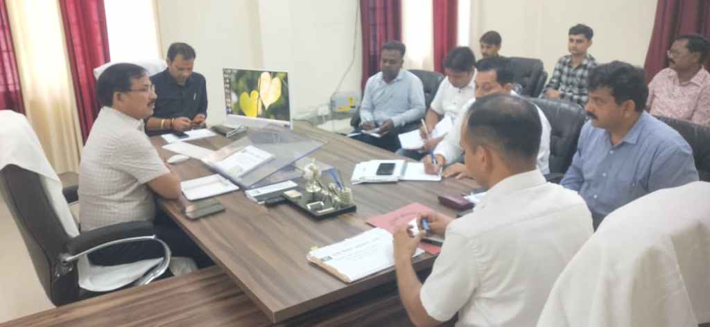 नई टाउनशिप विकास को गति, अवैध निर्माणों को कराया जाए नियमानुसार ध्वस्त – डीएम 