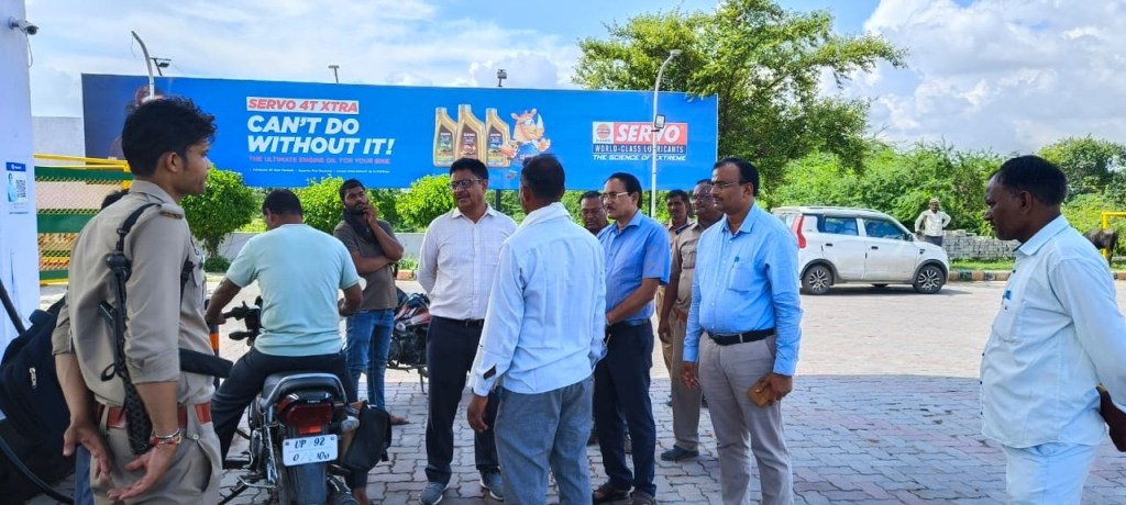 ‘नो हेलमेट, नो फ्यूल’ अभियान में सख्ती, बिना हेलमेट वालों का&nbsp;चालान