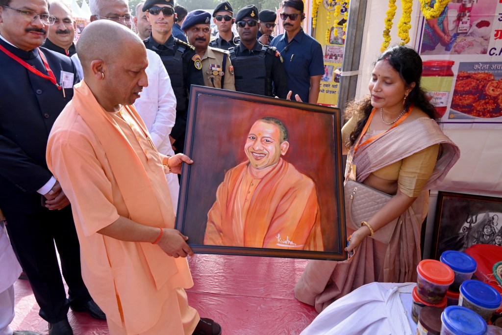 विधायकों को कर गये&nbsp;आश्वस्त