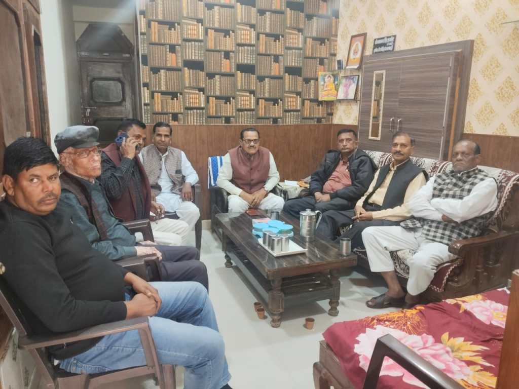 वी.पी. सिंह की नैतिक राजनीति आज भी प्रेरणादायक : आज के नेताओं को अपनाने चाहिए उनके पदचिह्न – डॉ. आदित्य&nbsp;कुमार